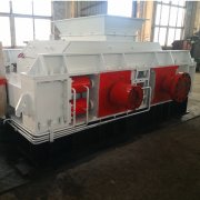 對(duì)輥破碎設(shè)備運(yùn)轉(zhuǎn)速度受哪些因素影響